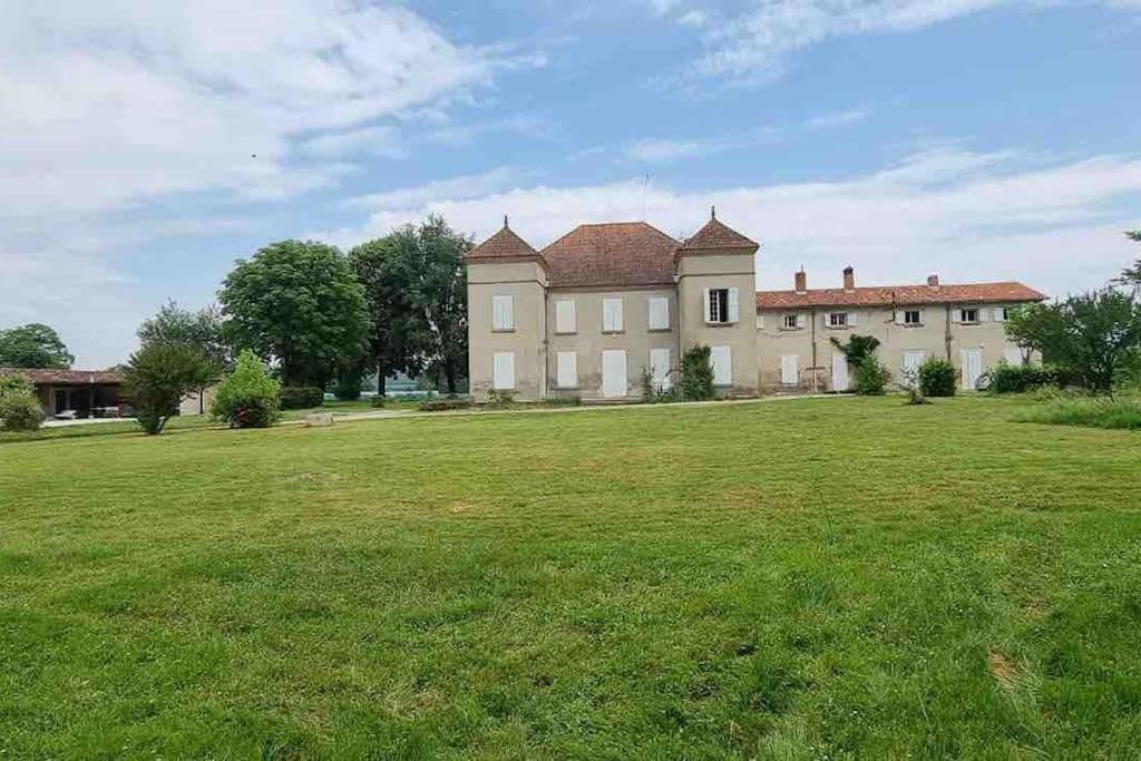 Chateau D'Issandou Golfech Exterior foto